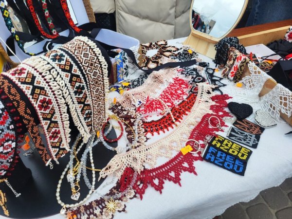 У Ковелі на Великодньому ярмарку зібрали майже 192 тисячі гривень для військових У Ковелі на Великодньому ярмарку зібрали майже 192 тисячі гривень для військових