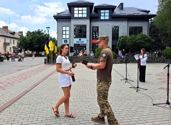 День Державності України: у Ковелі вшанували Героїв і вручили державні та міські нагороди