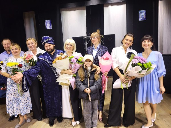 «Готель між двох світів»: нова прем’єра ковельського театру «10 ряд 10 місце»