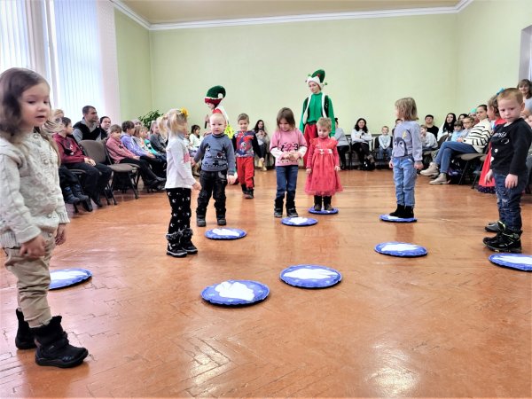 У Ковелі здійснили Різдвяні мрії 145 дітей з непростою долею У Ковелі здійснили Різдвяні мрії 145 дітей з непростою долею