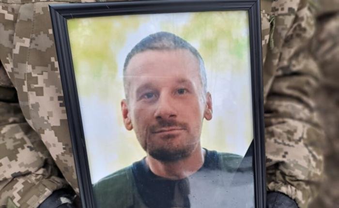 У Білині попрощалися з Героєм Олександром Нагалюком — командиром бойової машини
