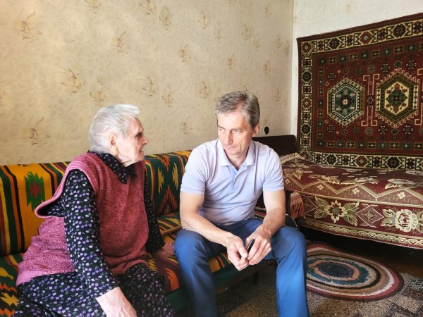 Ковельську довгожительку Єву Прикорінь привітали зі 100-річним ювілеєм Ковельську довгожительку Єву Прикорінь привітали зі 100-річним ювілеєм