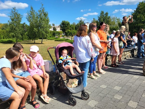 Ковельчани вшанували одну із головних національних святинь – Державний Прапор України