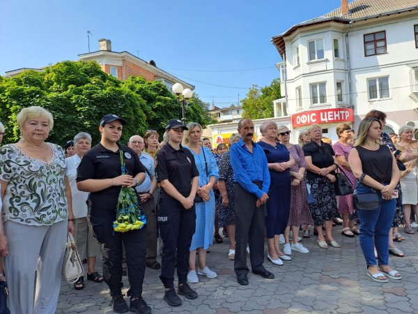 У Ковелі урочисто підняли Державний Прапор України