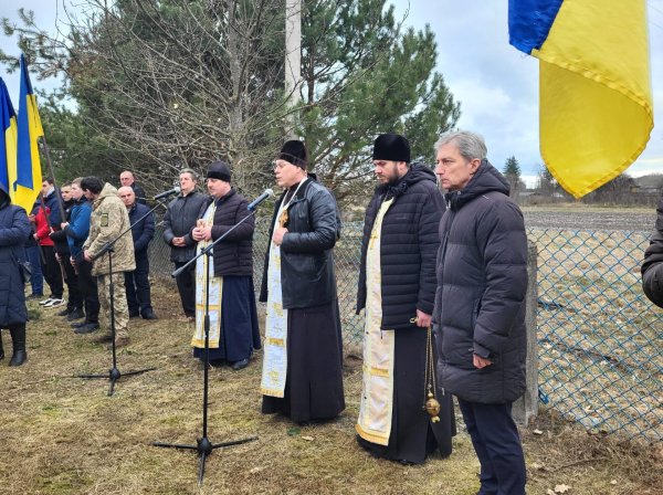 Його серце зупинилось: наша громада віддала останню шану Герою Михайлу Рудню Його серце зупинилось: наша громада віддала останню шану Герою Михайлу Рудню