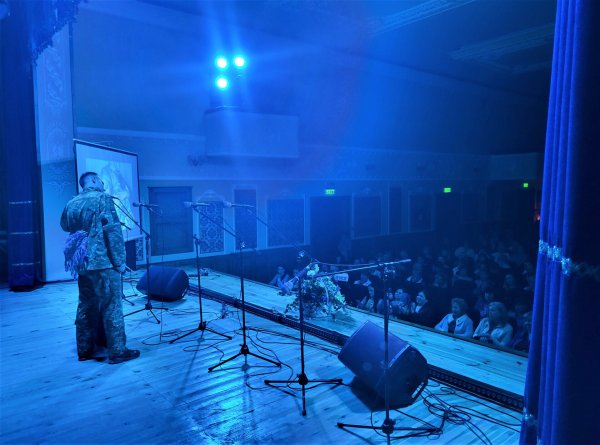 Зворушливо, до сліз, щиро та з любов’ю сьогодні вітали у Ковелі матерів зі святом