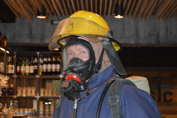 Пожежа в "Классіку". Персонал до приїзду рятувальників покинув приміщення ФОТО Пожежа в "Классіку". Персонал до приїзду рятувальників покинув приміщення ФОТО