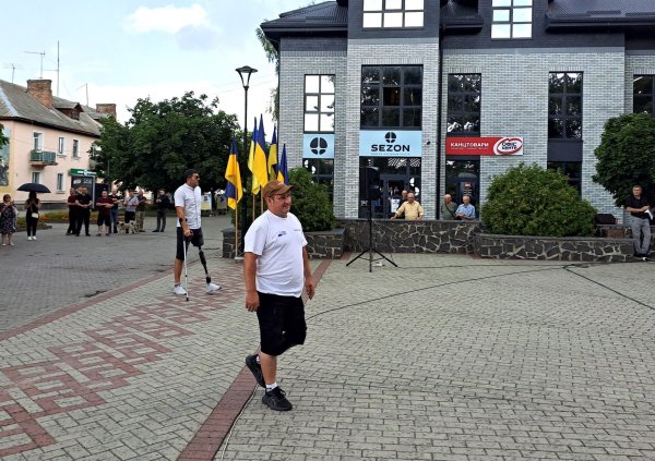 День Державності України: у Ковелі вшанували Героїв і вручили державні та міські нагороди