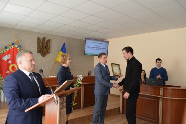 Міський голова вручив Подяки добровольцям з Ковеля