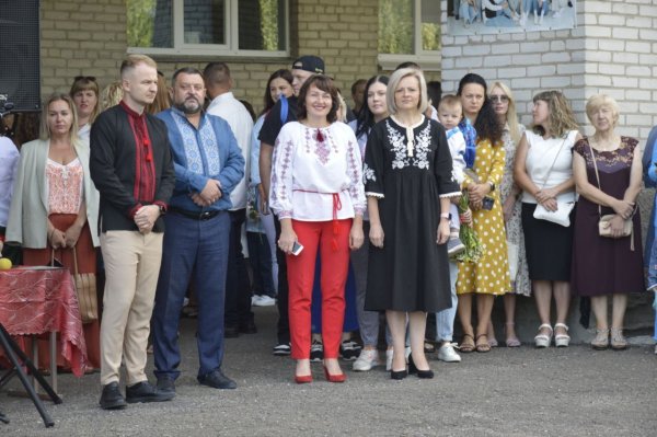 У школах Ковельської громади пролунав перший дзвоник У школах Ковельської громади пролунав перший дзвоник