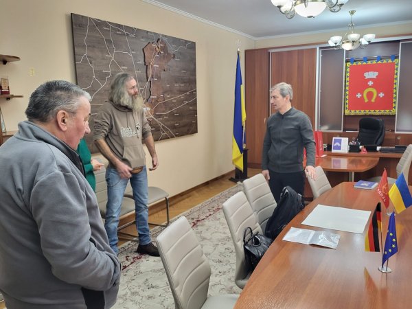 З квадрокоптерами та подарунками: у Ковель приїхав добрий друг нашого міста Міхаель Хааке З квадрокоптерами та подарунками: у Ковель приїхав добрий друг нашого міста Міхаель Хааке