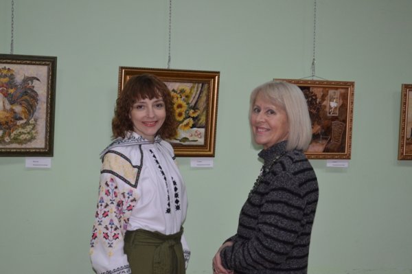У Ковелі - виставка картин "квіткової феї" з Колодяжного У Ковелі - виставка картин "квіткової феї" з Колодяжного