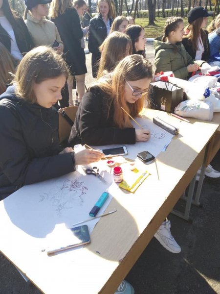 Ковельські школярі спробували свої сили у робітничих професіях Ковельські школярі спробували свої сили у робітничих професіях