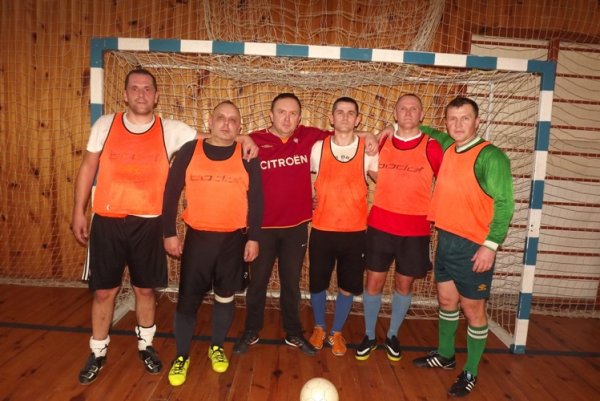 У Ковелі відбувся відкритий чемпіонат міста з міні-футболу серед команд ветеранів 35 років і старших «Парад зірок-2019» У Ковелі відбувся відкритий чемпіонат міста з міні-футболу серед команд ветеранів 35 років і старших «Парад зірок-2019»