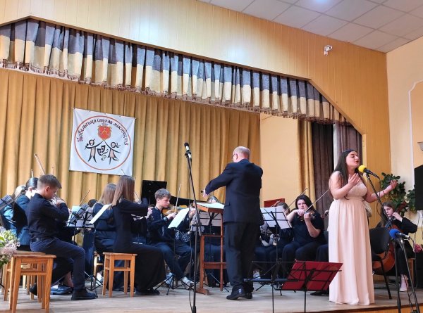 У школі мистецтв відбувся концерт симфонічного оркестру закладу