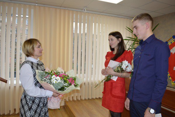 Сьогодні у Ковелі вперше зареєстровано шлюб за одну добу Сьогодні у Ковелі вперше зареєстровано шлюб за одну добу