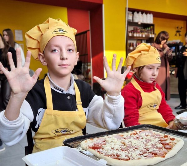 У Ковелі для дітей пільгових категорій провели майстер-клас з приготування піци У Ковелі для дітей пільгових категорій провели майстер-клас з приготування піци
