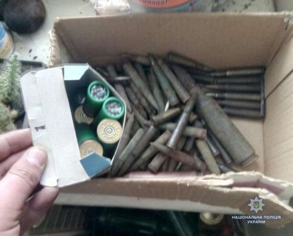 Ковельчанин зберігав удома міни, порох та набої до гвинтівки Ковельчанин зберігав удома міни, порох та набої до гвинтівки