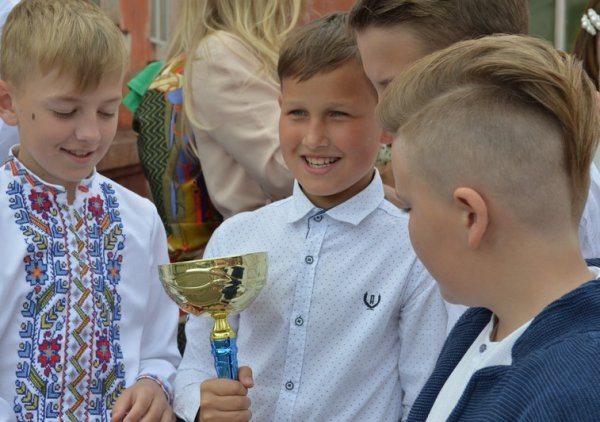 У ковельських школах пролунав останній дзвоник У ковельських школах пролунав останній дзвоник