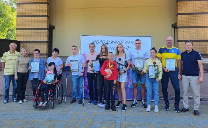 З нагоди Дня фізичної культури і спорту у Ковелі відзначили спортсменів та тренерів