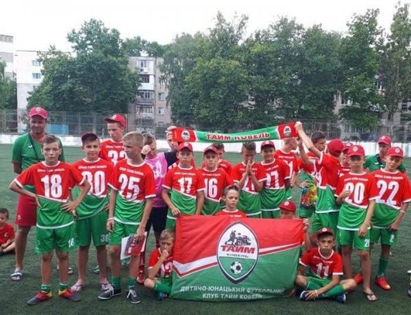 Відпочивали на Чорному морі та змагалися: бронзові й золоті нагороди - у юних ковельських футболістів