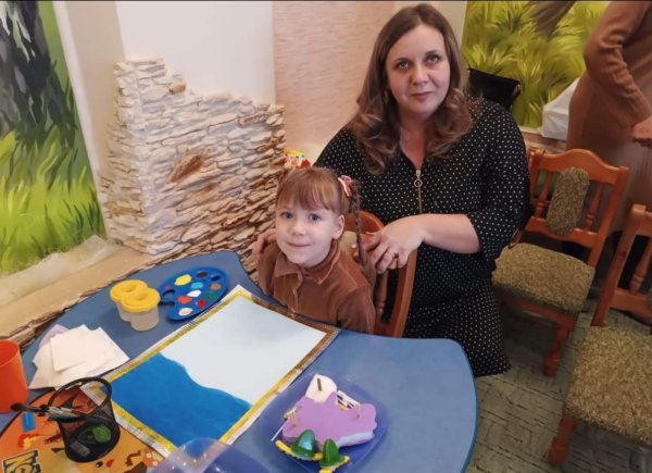 Дошкільнята малювали для захисників: у Ковелі організували конкурс маленьких художників Дошкільнята малювали для захисників: у Ковелі організували конкурс маленьких художників