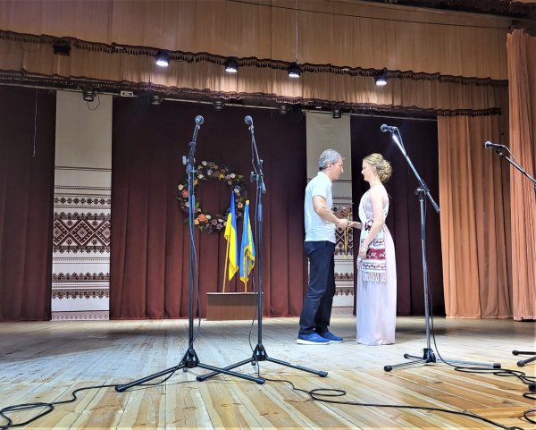 Випускникам ліцею №3 імені Лесі Українки вручили свідоцтва про здобуття повної загальної середньої освіти Випускникам ліцею №3 імені Лесі Українки вручили свідоцтва про здобуття повної загальної середньої освіти