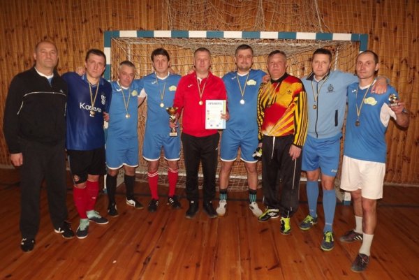 У Ковелі відбувся відкритий чемпіонат міста з міні-футболу серед команд ветеранів 35 років і старших «Парад зірок-2019»