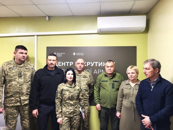 У Ковелі відкрили центр рекрутингу української армії У Ковелі відкрили центр рекрутингу української армії