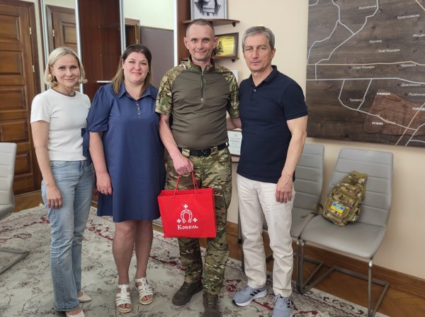 Після понад 30 місяців полону додому повернувся ще один наш Герой — Василь Гуляч