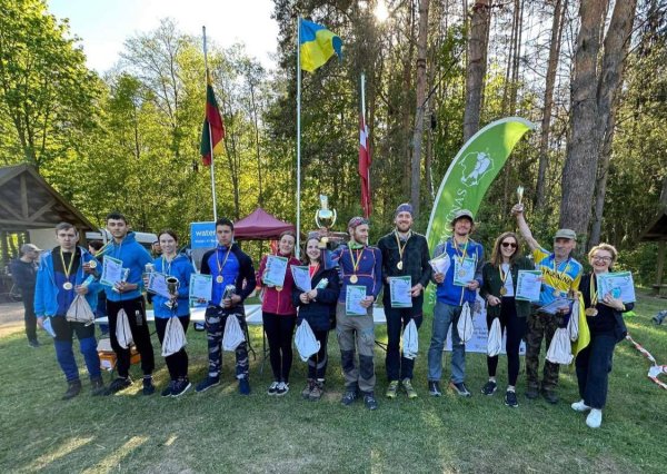Ковельчани додали кілька медалей в українську скарбничку нагород на Міжнародних змаганнях з туризму у Литві