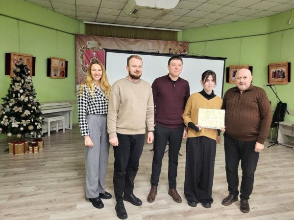 Команда ліцею №10 отримала грант на реалізацію молодіжного проєкту Команда ліцею №10 отримала грант на реалізацію молодіжного проєкту