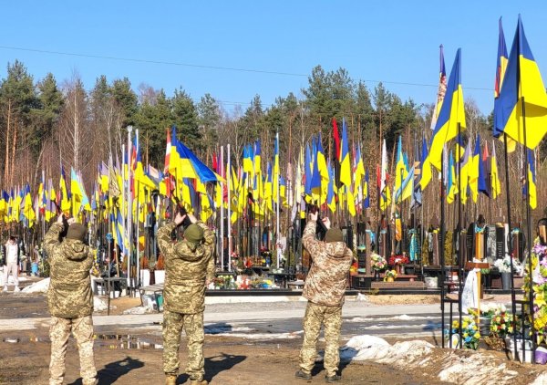 У Ковелі попрощалися із захисником Миколою Петровським