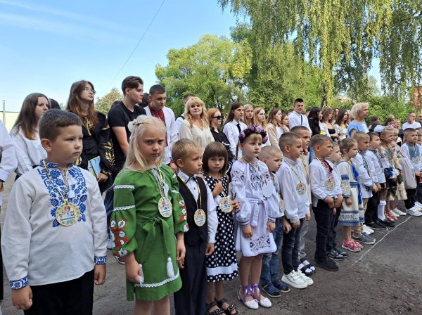 У школах Ковельської громади пролунав перший дзвоник У школах Ковельської громади пролунав перший дзвоник