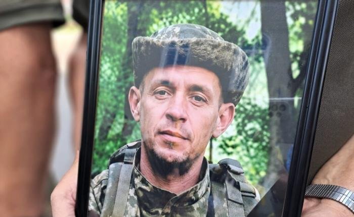 У Ковелі попрощалися із захисником України Андрієм Повхом