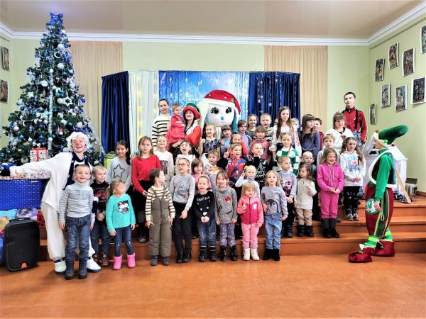 У Ковелі здійснили Різдвяні мрії 145 дітей з непростою долею У Ковелі здійснили Різдвяні мрії 145 дітей з непростою долею