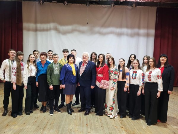 «Поетеса, яка йшла сходами гігантів»: до 154-ї річниці від дня народження Лесі Українки ковельчан запросили у літературно-мистецьку вітальню «Поетеса, яка йшла сходами гігантів»: до 154-ї річниці від дня народження Лесі Українки ковельчан запросили у літературно-мистецьку вітальню