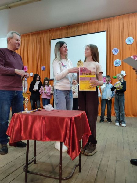 Учні ліцею №13 у Ковелі здобули Гран-прі та призові місця на міжнародному фестивалі «Вояж Париж»