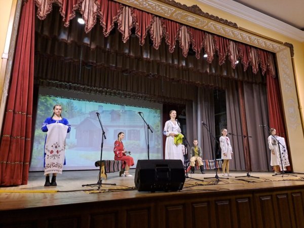 У Ковелі до 155-річчя Лесі Українки представили театралізоване дійство «Пишіть листи чорнилами й думками. І почуттями, що були між вами»