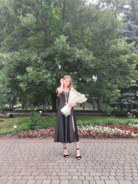 Випускниця ліцею №11 Богдана Ладанець набрала максимальних 600 балів з національного мультипредметного тесту Випускниця ліцею №11 Богдана Ладанець набрала максимальних 600 балів з національного мультипредметного тесту