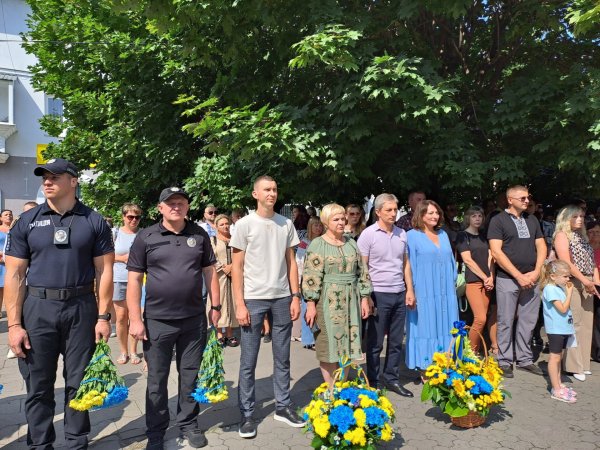 У Ковелі урочисто підняли Державний Прапор України