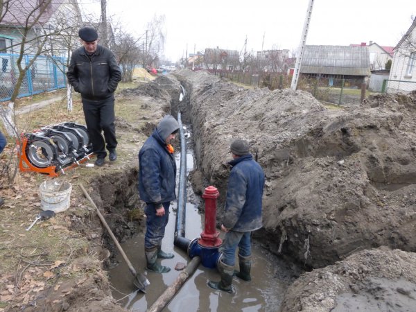 Мереж централізованого водопостачання та водовідведення у Ковелі побільшало Мереж централізованого водопостачання та водовідведення у Ковелі побільшало