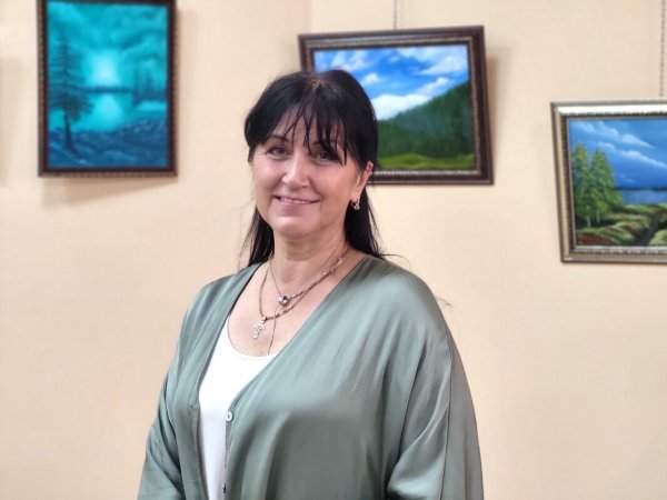 «Життя в кольорі»: у Ковелі відкрилася виставка Тетяни Скоматчук