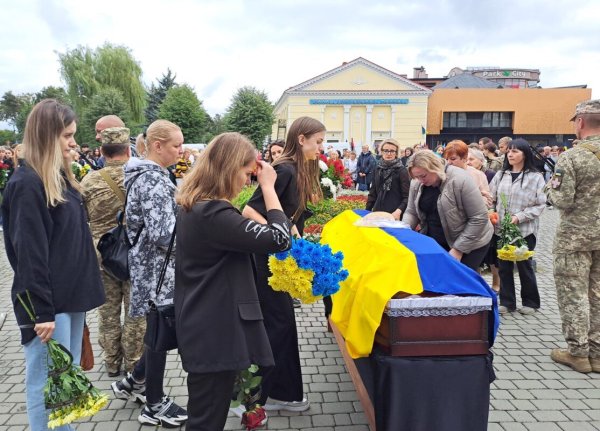 Ковель попрощався з Героєм Олександром Дригулею Ковель попрощався з Героєм Олександром Дригулею