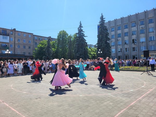 У Ковелі вперше відбувся фестиваль шкільного вальсу
