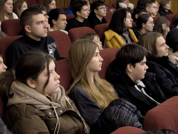 «Поетеса, яка йшла сходами гігантів»: до 154-ї річниці від дня народження Лесі Українки ковельчан запросили у літературно-мистецьку вітальню «Поетеса, яка йшла сходами гігантів»: до 154-ї річниці від дня народження Лесі Українки ковельчан запросили у літературно-мистецьку вітальню