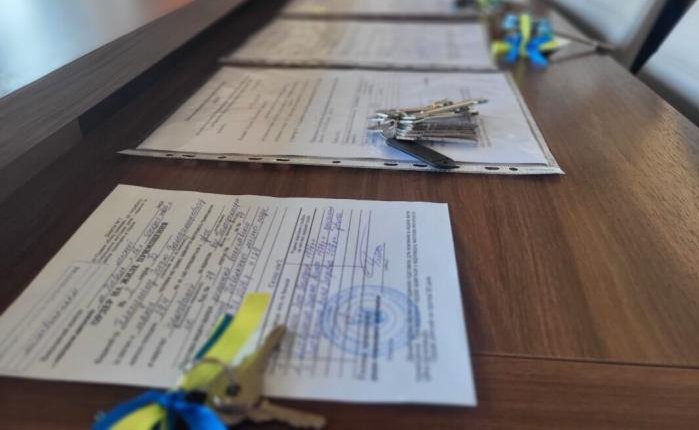 У Ковелі ветеран війни та п’ять родин переселенців отримали ключі від квартир