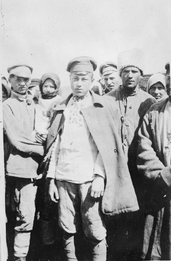 Ковельчани на світлинах фотографа Червоного Хреста США. 1919 рік Ковельчани на світлинах фотографа Червоного Хреста США. 1919 рік