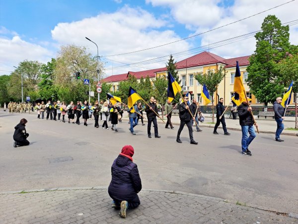 Ковельчани провели в останню земну дорогу двох своїх Героїв – Максима Плотнікова та Руслана Фатхудінова