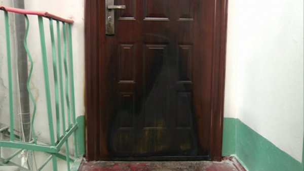 У Ковелі підприємцю підпалили вхідні двері квартири